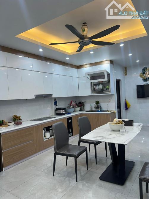 Bán nhà 5 tầng ĐẸP TĐC Xi Măng, Sở Dầu, Hồng Bàng, Hải Phòng. 4,65 tỷ - 1