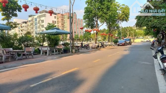 Bán nhà Lâm Hạ, Gara, thang máy, cạnh công viên, 8 tầng, 50m2, mt 4.4m, 18.5 tỷ - 1