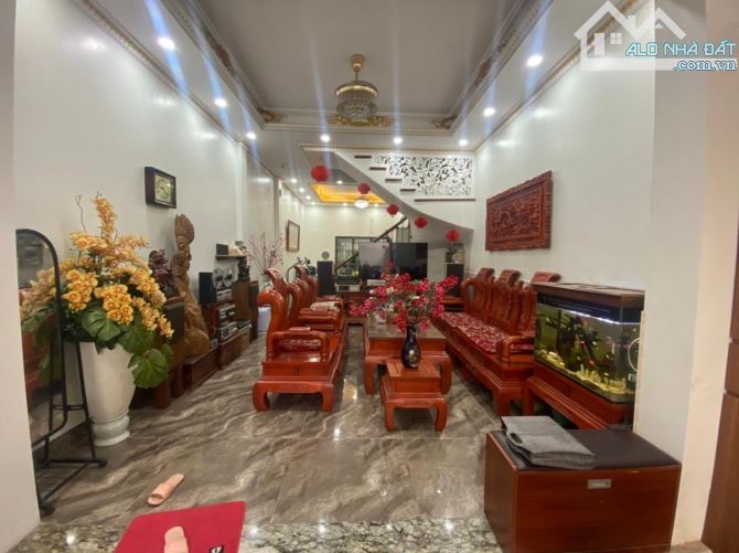 Nhà mặt ngõ đẹp DƯƠNG VĂN BÉ  Diện tích 62,3 m2,5 tầng Mặt tiền 4,5m chỉ nhỉnh 10 tỷ… - 1
