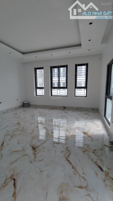 Tôi cần cho thuê liền kề Louis City Hoàng Mai - Tân Mai 95m2 x 5 tầng giá rẻ nhất khu vực - 1