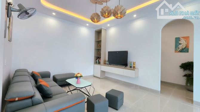Nhà 3 tầng full nội thất hẻm 145 Vạn Xuân , ngay chợ Mai Hắc Đế - 1