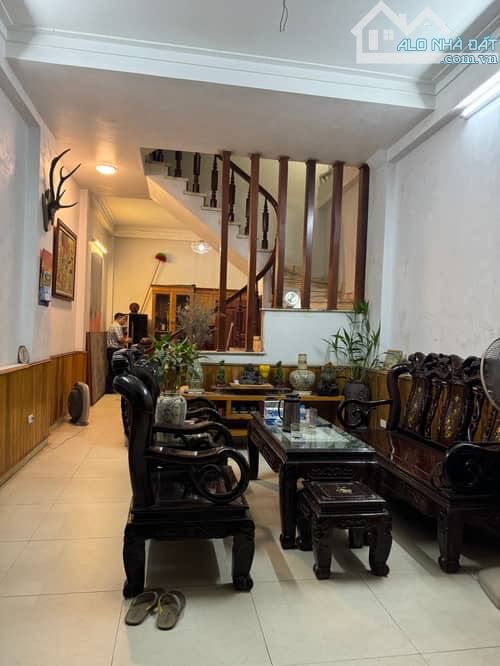 PHỐ LẠC LONG QUÂN - OTO VÀO QUAY ĐẦU - NHÀ ĐẸP Ở NGAY - 6 TẦNG THANG MÁY - 55M2. GIÁ 11.5 - 1