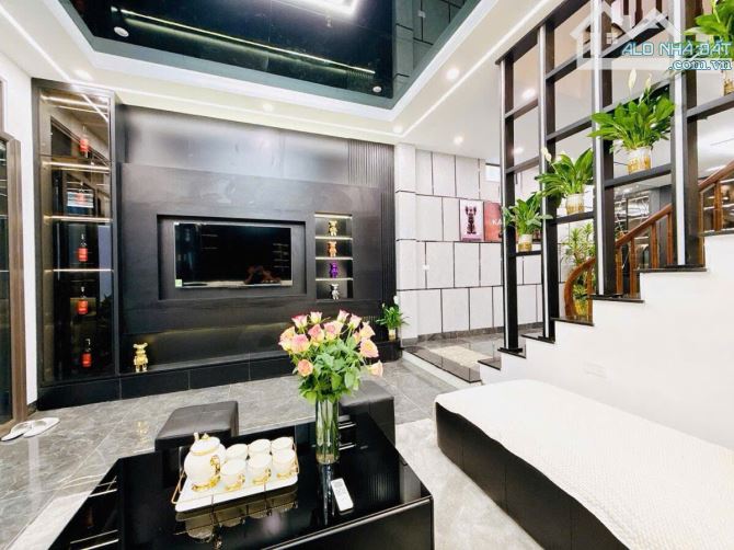 Nhà Đẹp Ở Ngay - Nội Thất Hiện Đại - Gần Phố Đại La - Hai Bà Trưng - 1