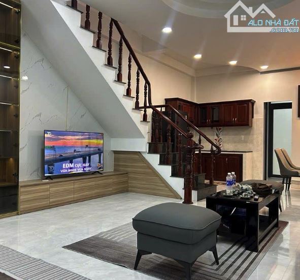 NHÀ ĐẸP LONG LANH DT86M 2TẦNG NGANG 4M, ĐƯỜNG 4M, CHỈ 4,45 TỶ, QUẬN 9, gần GA METRO - 1