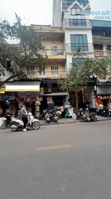 Bán Nhà Mặt Phố Quận Hoàn Kiếm 125m4T MT5,9m Vỉa Hè 1 SỔ 1 CHỦ 78,8 Tỷ Hàng Chiếu. - 1