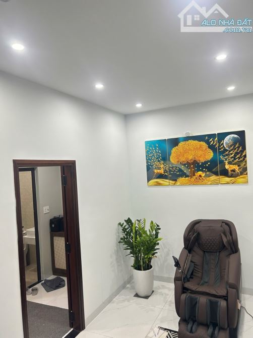 🔥🔥🔥NHÀ 3 TẦNG ĐẸP LONG LANH – TRUNG TÂM HẢI CHÂU – CHỈ 6 TỶ🌺🌺🌺 FULL NỘI THẤT – 2 MẶT - 1