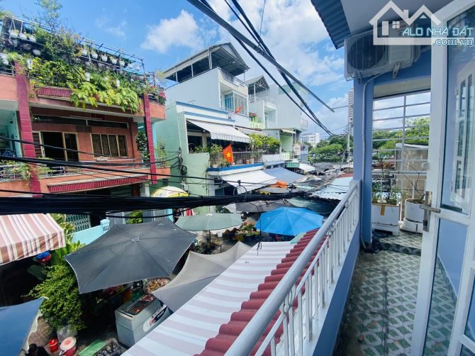 Bán nhà mặt tiền giá rẻ Q8 dưới 4 tỷ ngay chợ Trần Văn Thành p8, 4m×7m - 1
