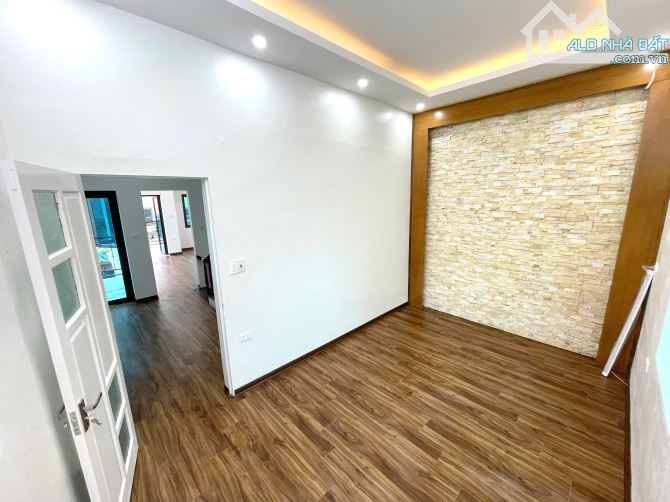 Bán nhà phố Ngọc Trục, Đại Mỗ, Nam Từ Liêm nhà đẹp ô tô đỗ cửa dt 43m 5t mt 5m giá 6,8 tỷ - 1