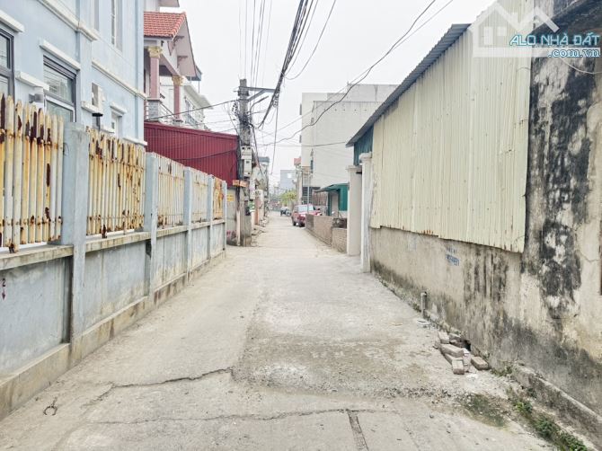 TRUNG OAI NỞ HẬU - OTO 5 CHỖ ĐỖ CỬA - GẦN BÌA LÀNG - CÁCH QL23B, KĐT CỔ DƯƠNG 200M - 1