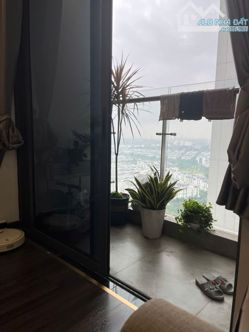 Bán căn 2PN full đồ đông nam view Vin Hoàng Huy Grand giá 2.05 tỷ (đã bao gồm 5% bìa) - 1