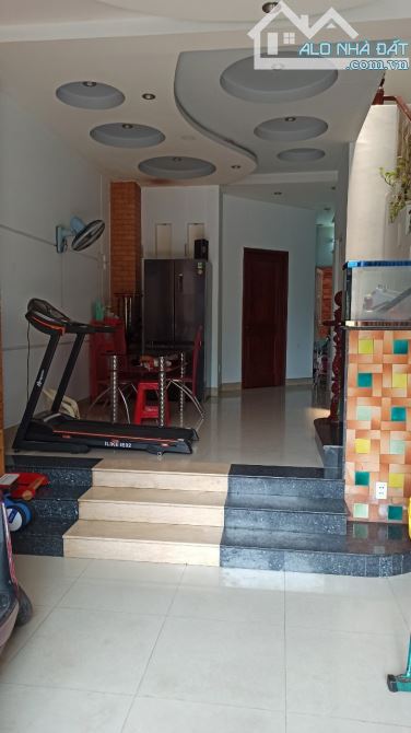 Gấp bán nhà 3T, 95m2 MT đường N3, KDC Minh Tuấn, Thuận An, Bình Dương, chỉ 4.2 tỷ. - 1