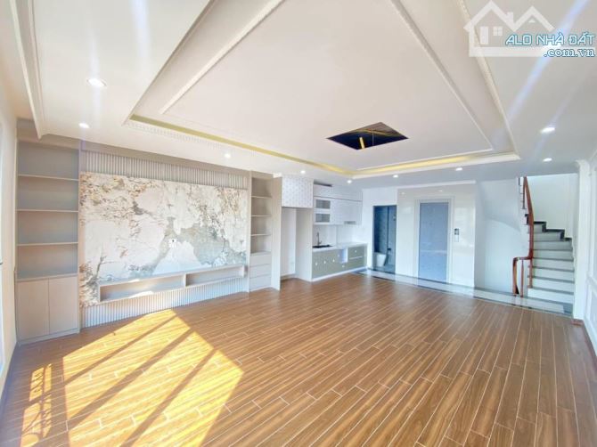 Bán nhà mặt phố Yên Lãng 65m2 vỉa hè rộng 2 mặt thoáng 23 tỷ - 1
