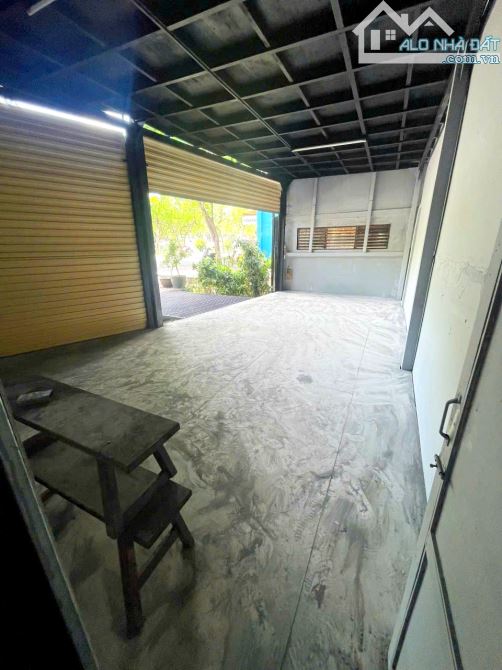 PHÚ NHUẬN_HOÀNG SA góc 2MT vĩa hè rất lớn ,NGANG 9M vị trí sầm uất_KD đa ngành_Giá TL mạnh - 1