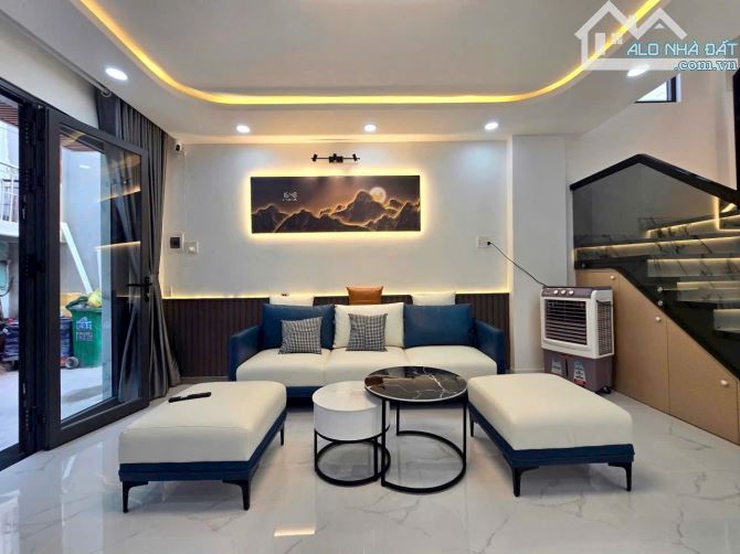 4.2×16- bùi văn ba- ngay khu chế xuất TÂN THUẬN - q7 - 1