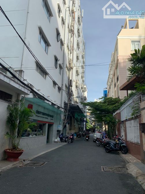 Bán Tòa Nhà 2 MT Nguyễn Văn Trỗi P.1 Q. Tân Bình, 11 x 15m Hầm 9 tầng, 300tr/tháng, 150 tỷ - 1