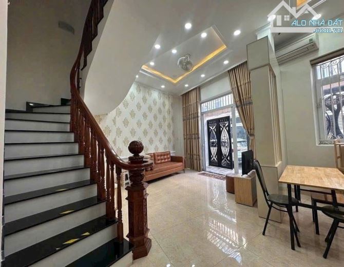 VỠ KẾ HOẠCH – Bán Gấp Nhà 4 Tầng Thủ Đức, Gần Đặng Văn Bi – Giá Chỉ Hơn 7 Tỷ! - 1