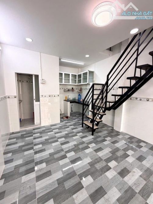 NHÀ NHỎ XINH PHÚ NHUẬN – HẺM THÔNG, GẦN MẶT TIỀN – 2PN, Ở NGAY - Giá 3,85tỷ - 1