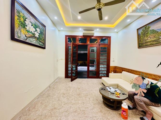 Siêu Phẩm Nhà Phố TRần Phú Ô Tô Đỗ Ngày Đêm , Kinh Doanh Buôn Bán Sầm Uất - 1