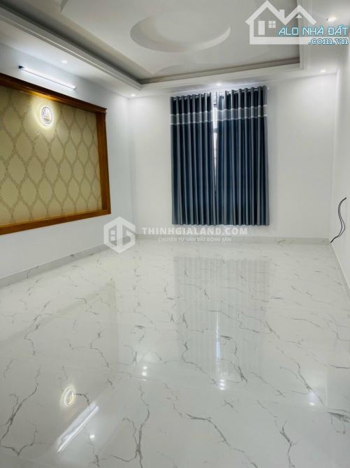 BÁN NHÀ 1T4L MẶT TIỀN ĐƯỜNG 30/4, FULL THỔ CƯ 192m2 (NGANG 9.8M )- GIÁ 35 TỶ - 1