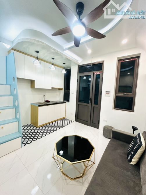 TRẦN ĐẠI NGHĨA🏠BÁN NHÀ TẬP THỂ TẦNG 3 - NGÕ TỰ DO - ĐẠI HỌC KINH TẾ QUỐC DÂN - 1