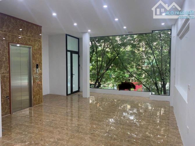 Cho thuê nhà mặt phố Thái Hà, DT 45m2x6 tầng+hầm, MT 4.6m, Giá 75tr - 1