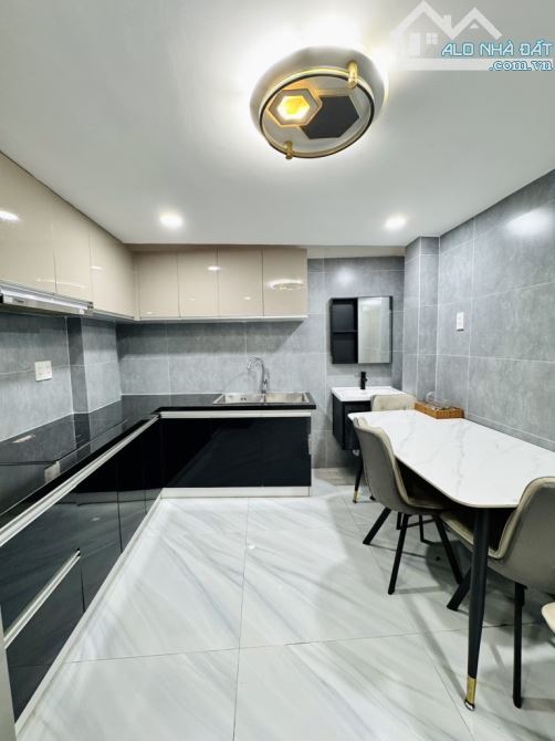 48m2, NGỘP BÁN NHÀ 5 TẦNG, HẺM XE TẢI THÔNG, PHAN HUY ÍCH, NHỈNH 5 TỶ - 1