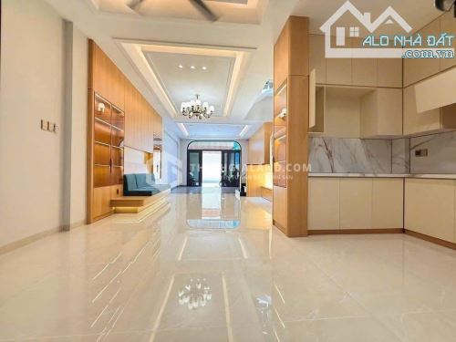 BÁN NHÀ ĐẸP MỚI XÂY 1T2L FULL THỔ CƯ, HẺM OTO PHƯỜNG 7- GIÁ 8.8 TỶ - 1