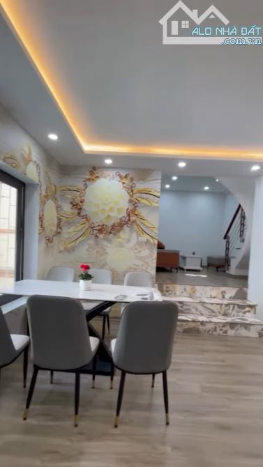 BÁN CĂN HỘ TẬP THỂ PHỐ TÂN MAI – CĂN GÓC 3 MẶT THOÁNG – NHÀ ĐẸP NHƯ KHÁCH SẠN – CHỈ VIỆC Ở - 1