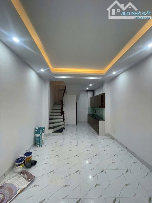 Bán Nhà trong Phố Dương Văn Bé - 1