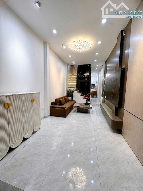 Bán nhà Vạn Phúc: 41m2, 5 tầng, ô tô ngủ trong nhà: 10,6 tỷ - 1