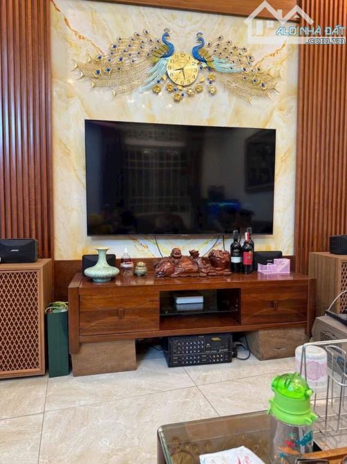 BÁN NHÀ Mặt ngõ THái Thịnh, Đống đa, DT 39m, 5 Tầng,MT 6,5m, G.ía 11,2 Tỷ - 1