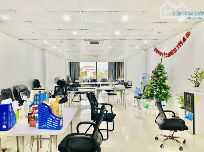 ❤️CHO THUÊ Sàn Văn Phòng Dịch Vọng Hậu, DT 210m, MT 7m, Thông sàn, thang máy - 1