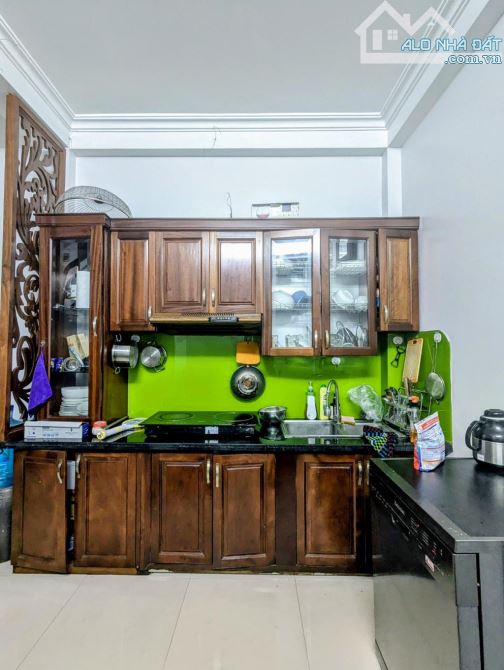 BÁN NHÀ Ở NGỌC THỤY, LONG BIÊN, 38M2, 3 TẦNG, DÂN XÂY CHẮC CHẮN, LÔ GÓC THOÁNG, HƠN 6 TỶ Ỉ - 1