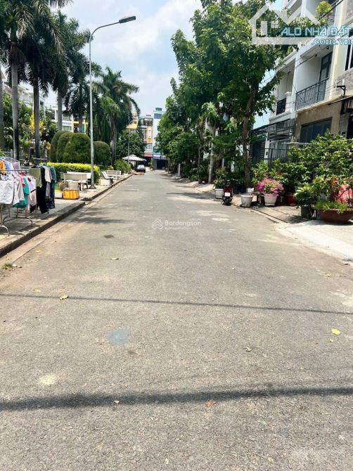 Duy nhất 1 căn ngang bề thế đường nhựa- CN 90m2 P.13 Đặng Thuỳ Trâm, đối diện công viên - 1