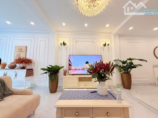 Giáp Đại Sứ Quán Hàn - Xuân La Xuân Đỉnh - Tây Hồ, 45M2 × 4 Tầng - 4M MT, Giá Gần 10 Tỷ - 1
