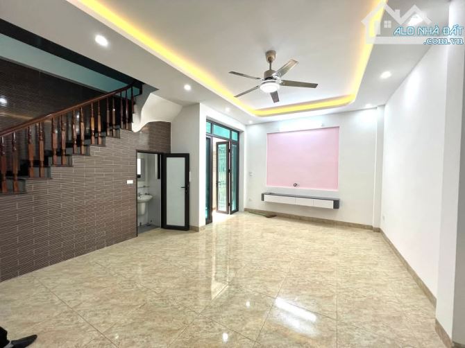 Tả Thanh Oai_ làng Tó 55m 5 tầng, hơn 5 tỷ - 1