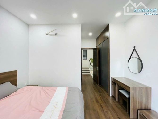 Bán nhà hẻm xe hơi 4,5m đường Lê Đức Thọ, P.6, 4 x 15, 5 tầng giá 7.35 tỷ tl - 12