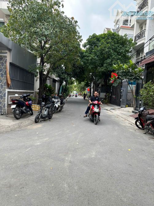 Hàng Hiếm 2 MT trước sau,Phạm Văn Chiêu gần chợ Thạch Đà, HXH 10m chỉ 8,5tỷ TL, 4x30 - 12