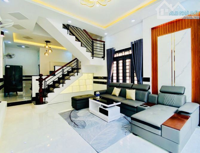 BÁN NHÀ CĂN GÓC HẺM XE HƠI EMART PHAN HUY ÍCH — 4,3x11m — 2 TẦNG BTCT — CHỈ 4 TỶ 9 NHỈNH - 12