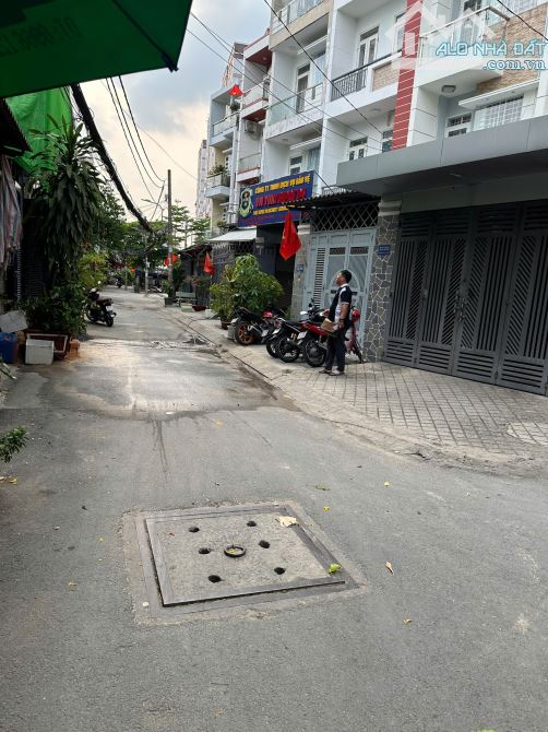 Hàng Hiếm 2 MT trước sau,Phạm Văn Chiêu gần chợ Thạch Đà, HXH 10m chỉ 8,5tỷ TL, 4x30 - 13