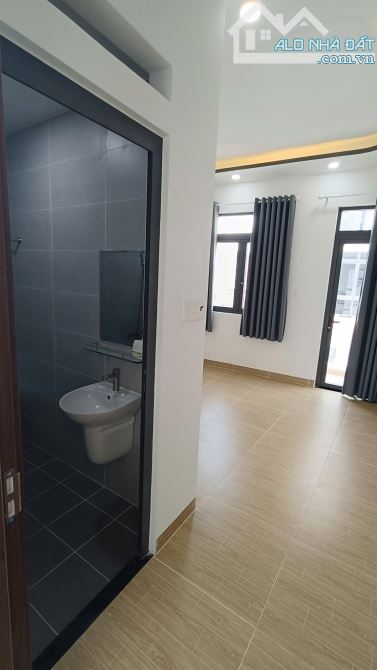 GẦN CHỢ BÌNH LONG - NGUYỄN SƠN NHÀ ĐẸP 3 TẦNG ĐÚC NGUYÊN KHỐI CHỈ 6TỶ - 13