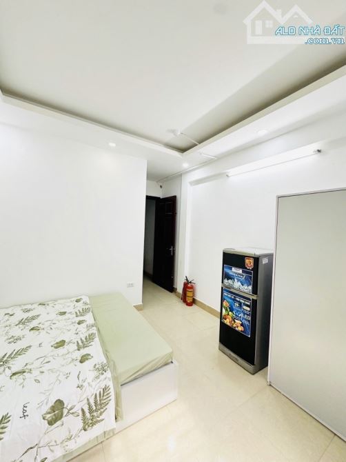 Nhà Quan Nhân , vị trí đẹp thang máy 6 Tầng - 13
