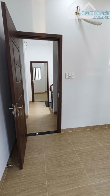 GẦN CHỢ BÌNH LONG - NGUYỄN SƠN NHÀ ĐẸP 3 TẦNG ĐÚC NGUYÊN KHỐI CHỈ 6TỶ - 14