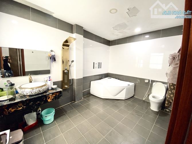 11.4 Tỷ- BIỆT THỰ VÍP- 6.5mx20mx4 tầng- Tân Kỳ Tân Quý- Gần Aeon Mall. - 14