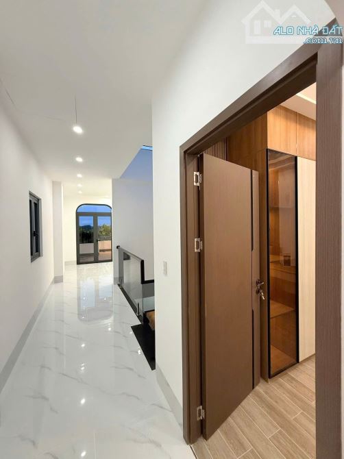 2,85 TỈ, NHÀ MỚI 100%,NHÀ RỘNG 5X30M 1TRỆT 2LẦU, ĐƯỜNG RỘNG 7m SỔ HỒNG RIÊNG,THỦ DẦU MỘT - 15