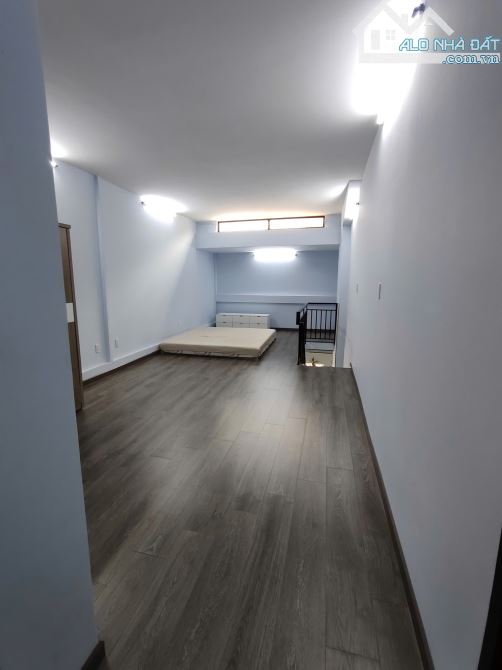 CHÍNH CHỦ CHO THUÊ CĂN CHUNG CƯ 63M2 NGAY NHÀ GA QUỐC NỘI T3 - SB TÂN SƠN NHẤT - 17