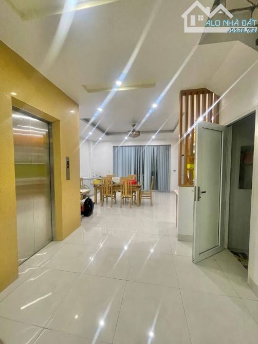 Cần bán nhà 5 tầng Mặt đường Nguyễn Công Trứ - khu đô thị Hoà Vượng - Tp Nam Định - 2