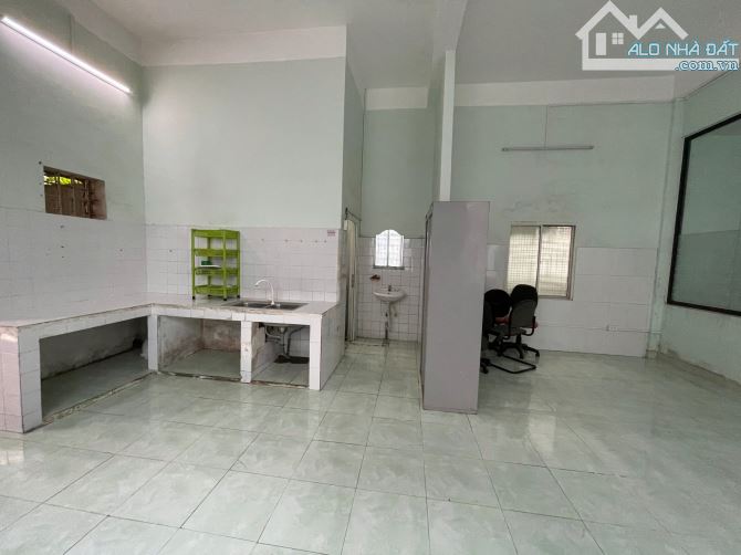 NHÀ 2T MẶT TIỀN KINH DOANH ĐỈNH – LÔ GÓC CỰC THOÁNG 202M2 – GIÁ 13.5 TỶ - 2