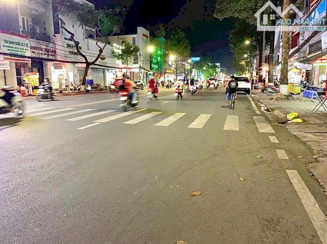 bán nhà mặt tiền đường trần hưng đạo, ngang 4.37m, 1 lầu, vị trí đẹp phù hợp kinh doanh - 2