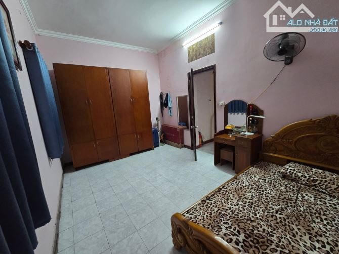 BÁN NHÀ PHỐ PHẠM VĂN ĐỒNG – 100M2 x 4 TẦNG – MẶT TIỀN 5M – GIÁ 21.5 TỶ – NỞ HẬU ĐẸP – HỢP - 2
